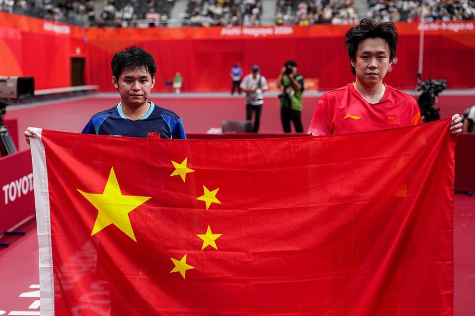 HJC黄金城成为一个峰会的王者展示图片