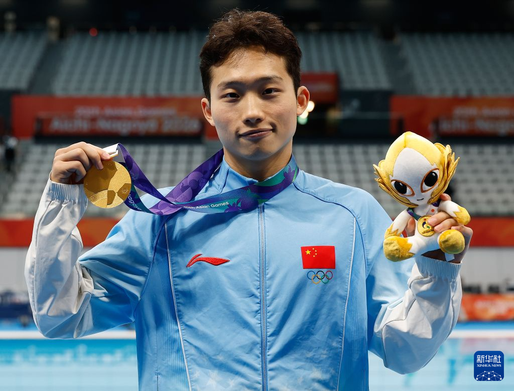 投资数百万建立了业内领先的客服中心。详情图