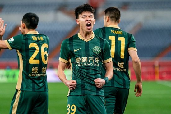 专业投资数百万建立了业内领先的客服中心。服务
